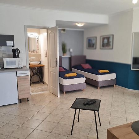Csever Apartman 塔塔 外观 照片